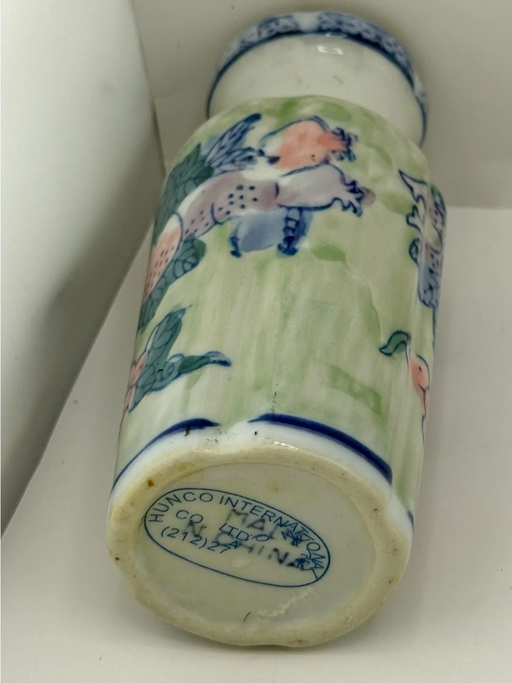 Vintage Chinese porcelain bud vase